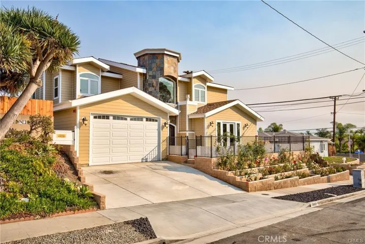 19462 Harding Lane, Huntington Beach, California 92646