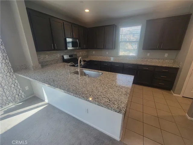 7386 Hawkeye Ridge Road, Jurupa Valley, California 92509