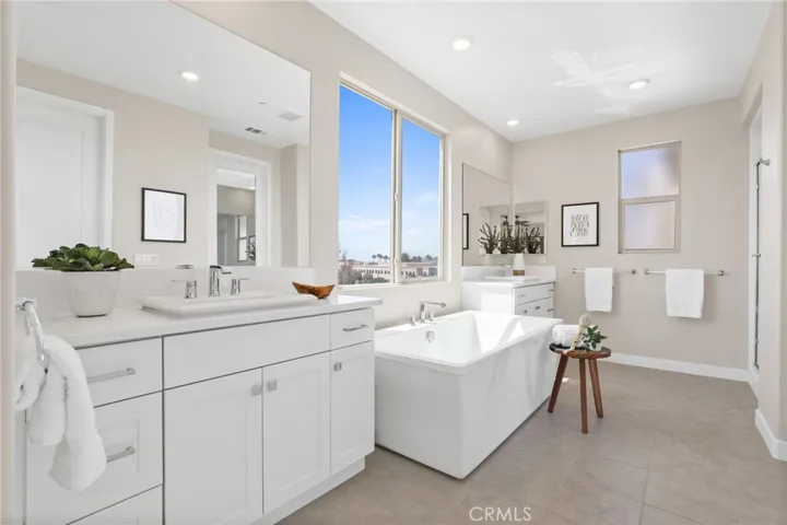 107 Denali, Lake Forest, California 92630