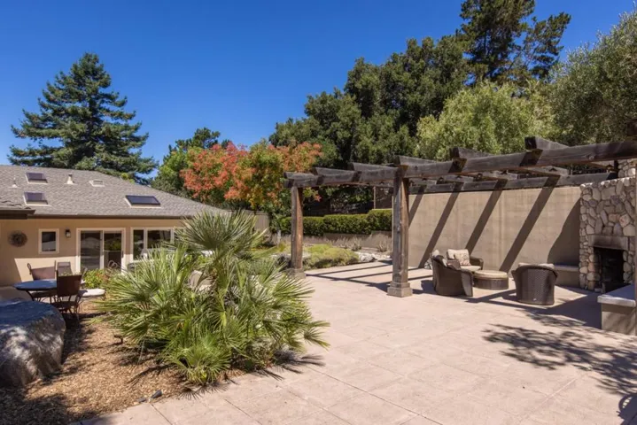 21 La Rancheria, Carmel Valley, California 93924