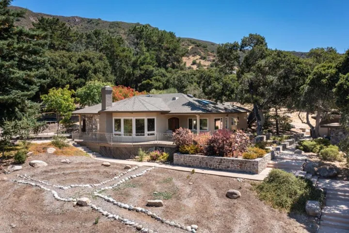 21 La Rancheria, Carmel Valley, California 93924