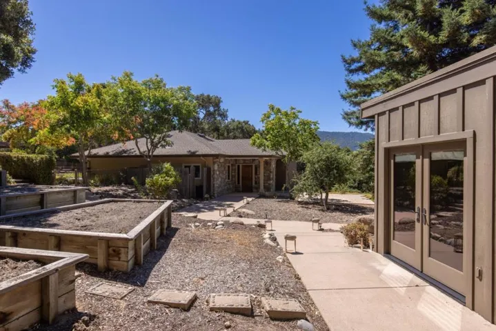 21 La Rancheria, Carmel Valley, California 93924
