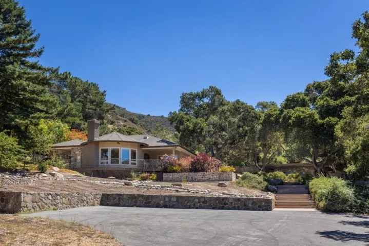 21 La Rancheria, Carmel Valley, California 93924