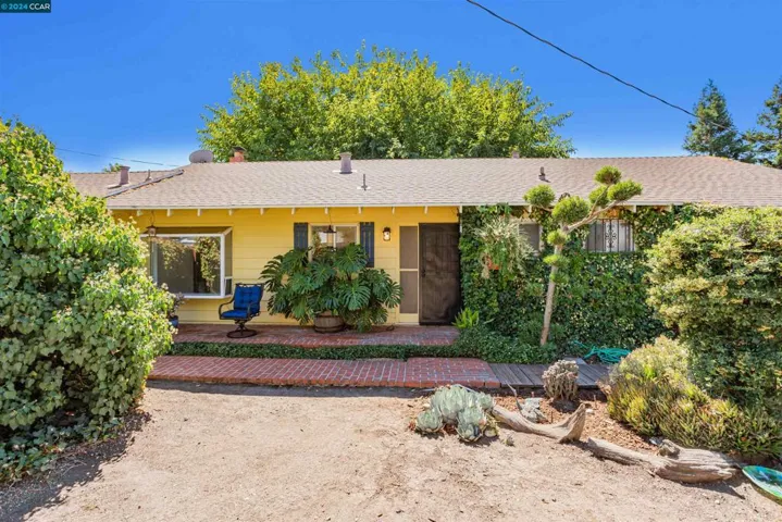 5242 Olive Dr, Concord, California 94521