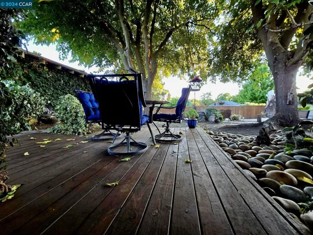 5242 Olive Dr, Concord, California 94521