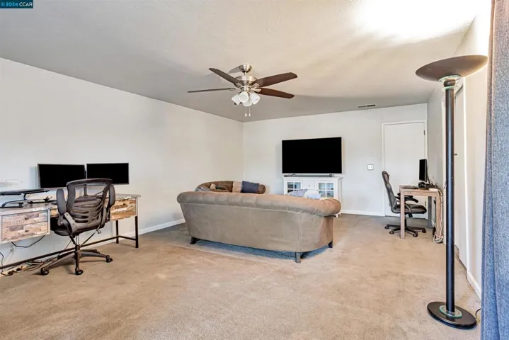 5242 Olive Dr, Concord, California 94521