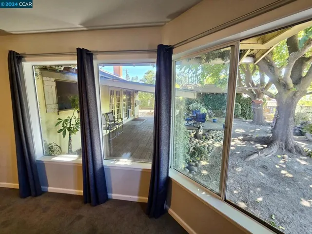 5242 Olive Dr, Concord, California 94521