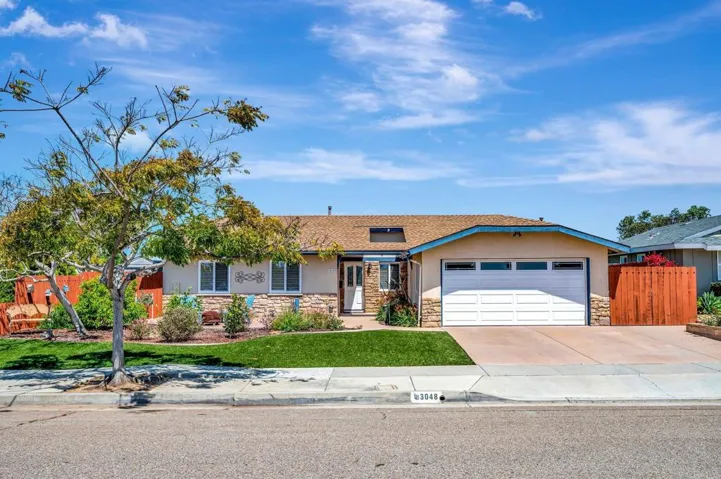 3048 Governor Dr, San Diego, California 92122