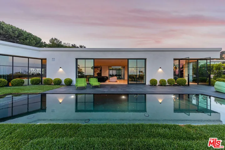 534 Chalette Drive, Beverly Hills, California 90210