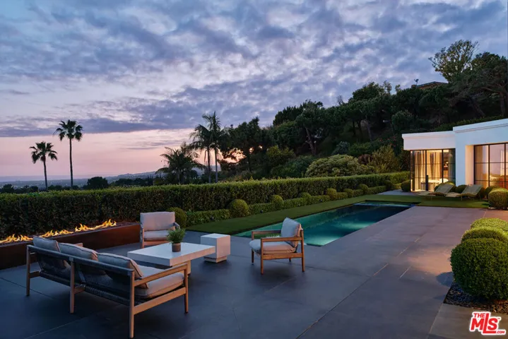 534 Chalette Drive, Beverly Hills, California 90210