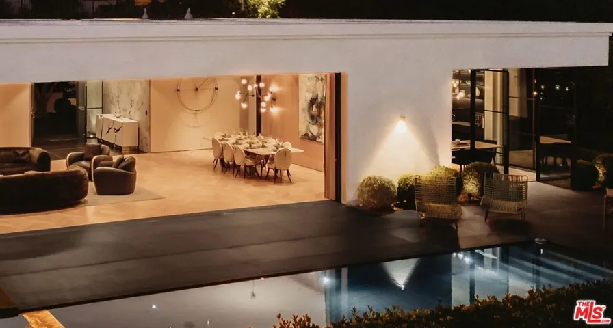 534 Chalette Drive, Beverly Hills, California 90210
