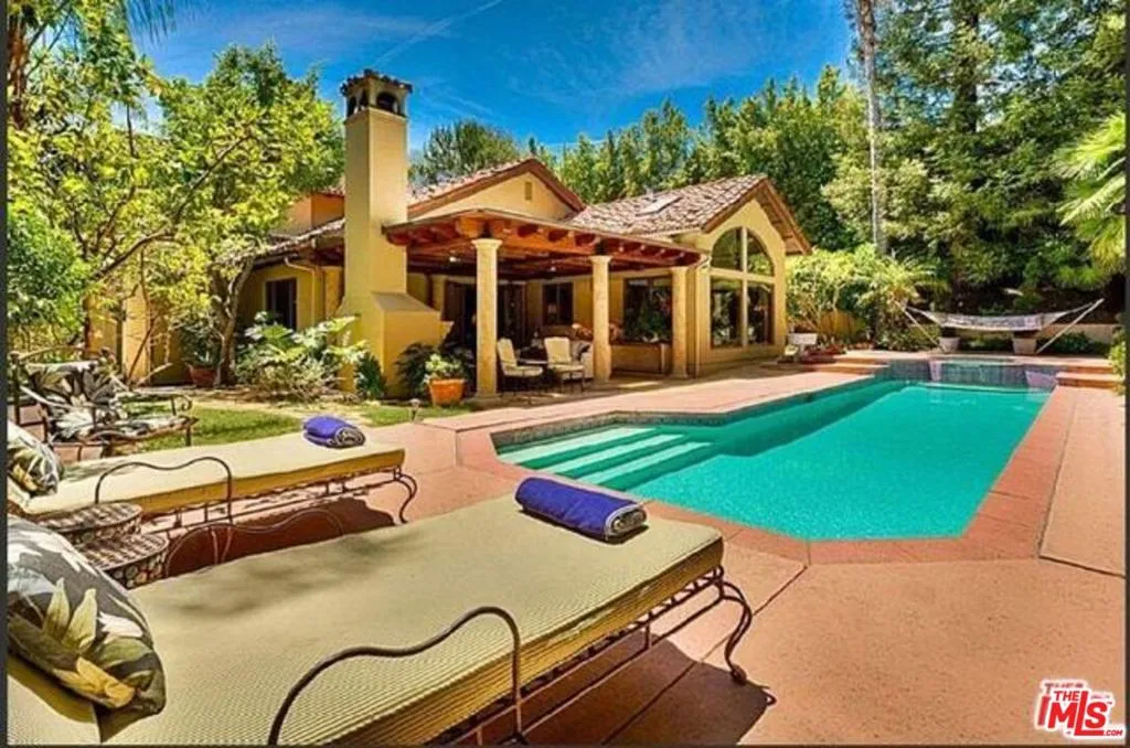 12090 Summit Circle, Beverly Hills, California 90210 home-pic-1