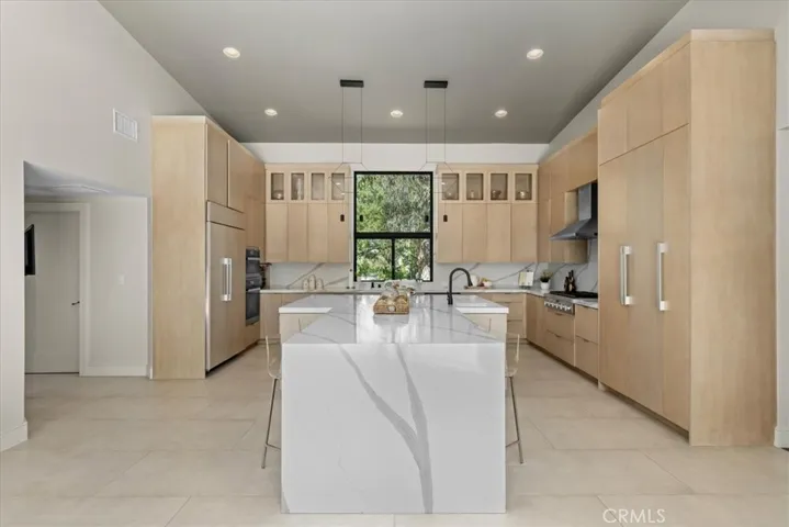 10 Wildhorse Lane, Rolling Hills Estates, California 90274