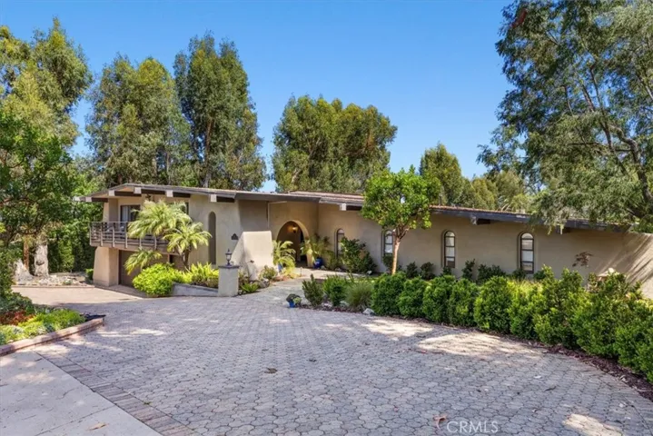 10 Wildhorse Lane, Rolling Hills Estates, California 90274