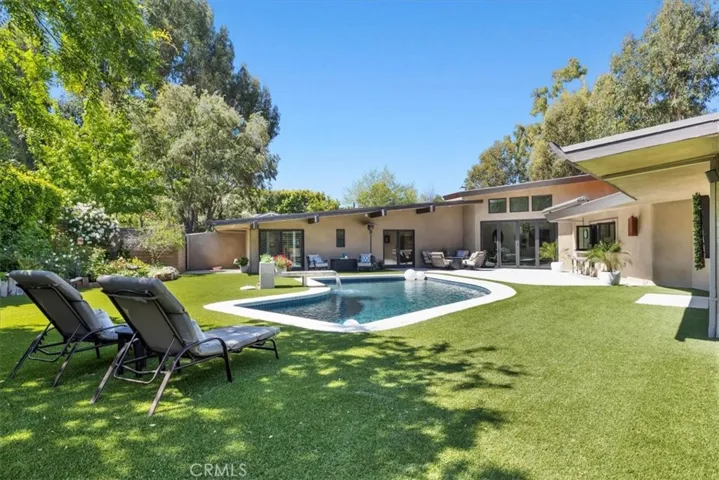 10 Wildhorse Lane, Rolling Hills Estates, California 90274