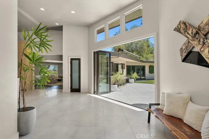 10 Wildhorse Lane, Rolling Hills Estates, California 90274