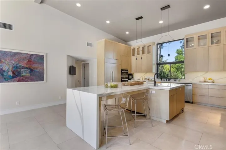 10 Wildhorse Lane, Rolling Hills Estates, California 90274