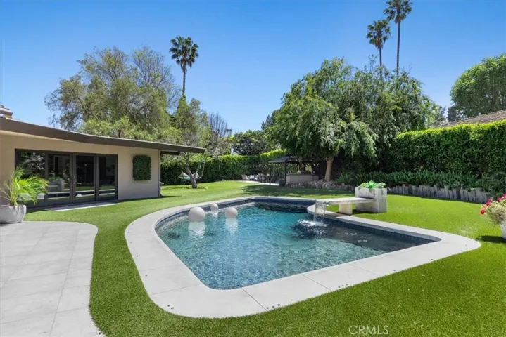 10 Wildhorse Lane, Rolling Hills Estates, California 90274
