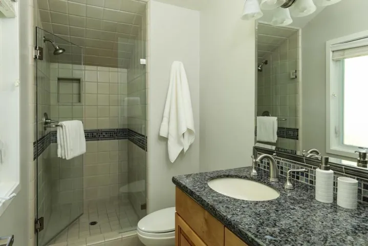 1370 Pritchett Court, Los Altos, California 94024