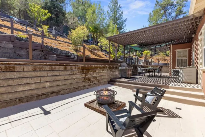 106 Heintz Court, Los Gatos, California 95032