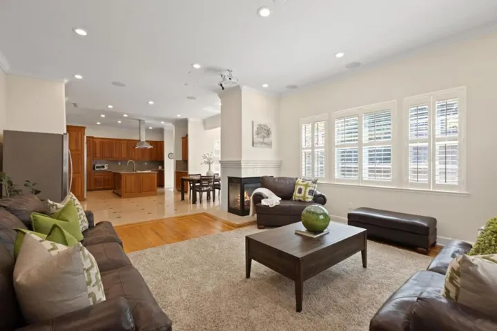 106 Heintz Court, Los Gatos, California 95032