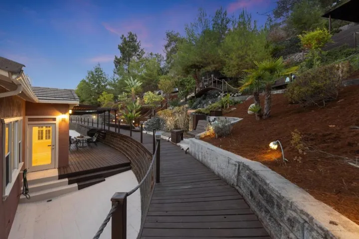 106 Heintz Court, Los Gatos, California 95032