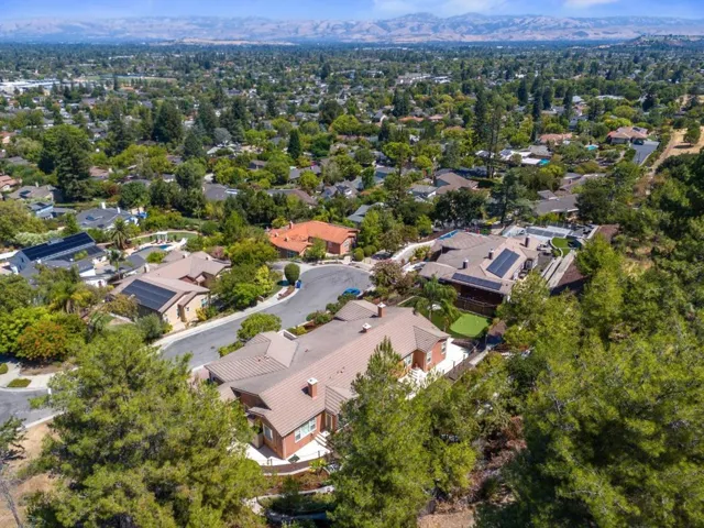 106 Heintz Court, Los Gatos, California 95032