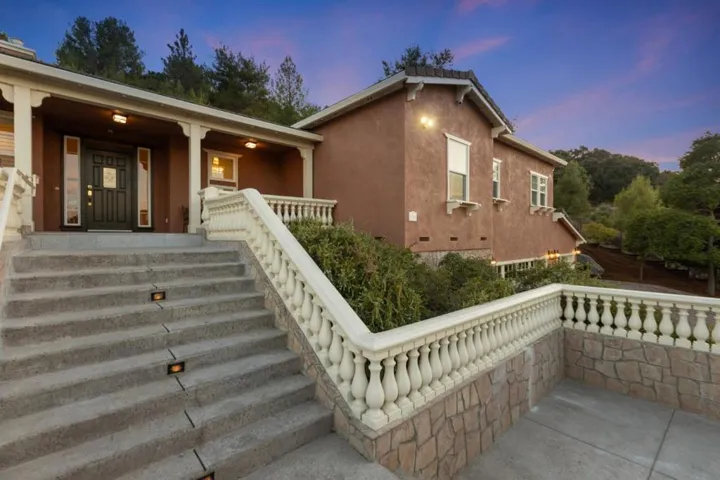 106 Heintz Court, Los Gatos, California 95032