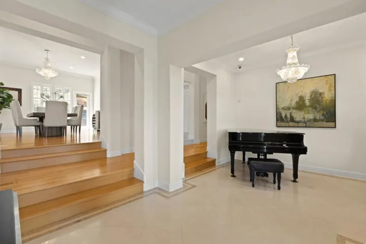 106 Heintz Court, Los Gatos, California 95032