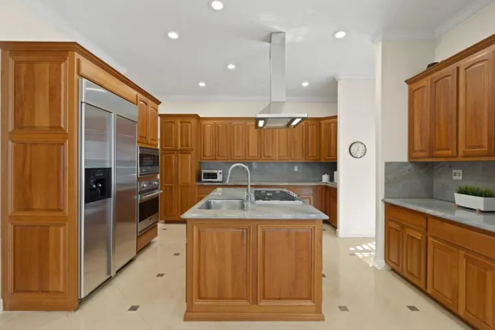 106 Heintz Court, Los Gatos, California 95032