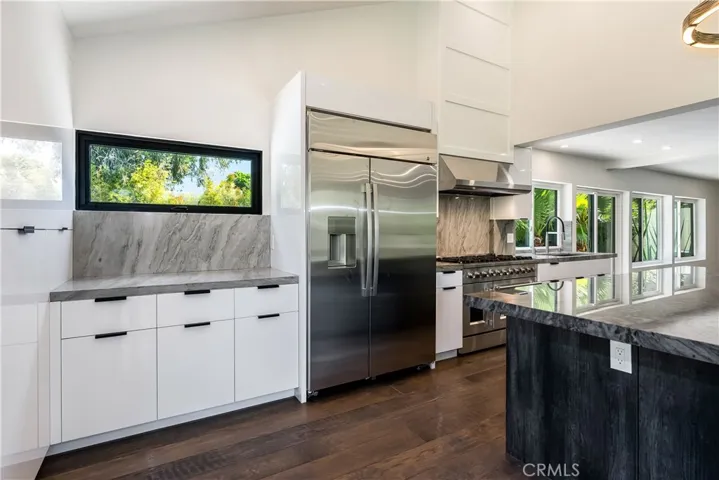 170 N Circulo Robel, Anaheim Hills, California 92807