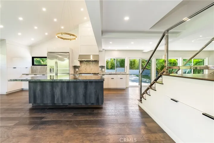 170 N Circulo Robel, Anaheim Hills, California 92807
