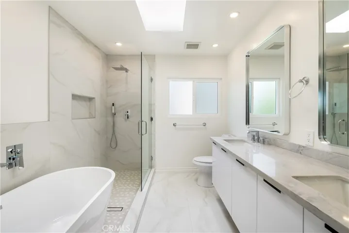 170 N Circulo Robel, Anaheim Hills, California 92807