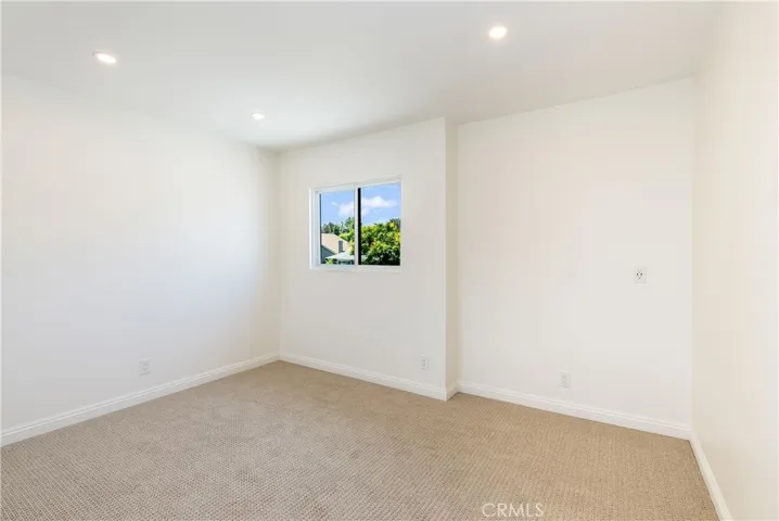 170 N Circulo Robel, Anaheim Hills, California 92807