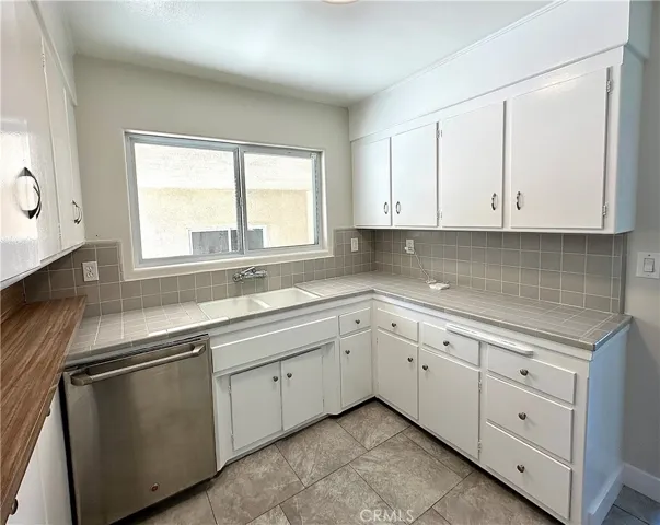 2126 Fairhill Drive, Rancho Palos Verdes, California 90275