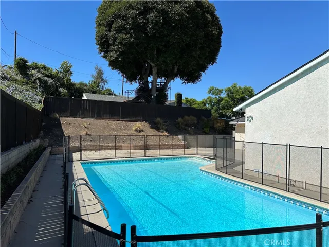 2126 Fairhill Drive, Rancho Palos Verdes, California 90275