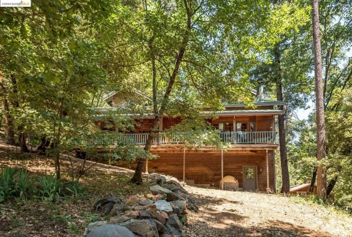 19028 Greenhorn Rd, Grass Valley, California 95945