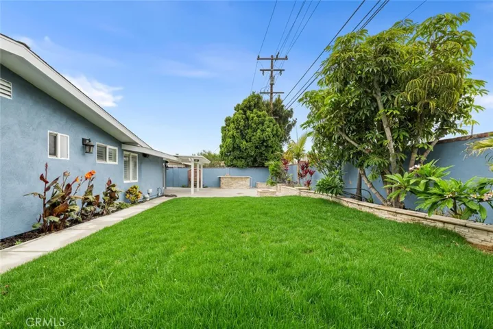 11302 Davenport Road, Los Alamitos, California 90720