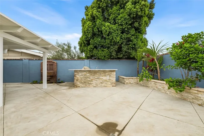 11302 Davenport Road, Los Alamitos, California 90720