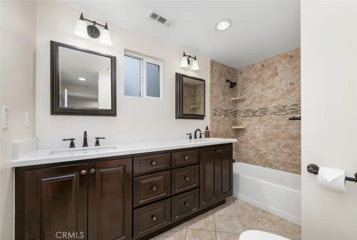 11302 Davenport Road, Los Alamitos, California 90720