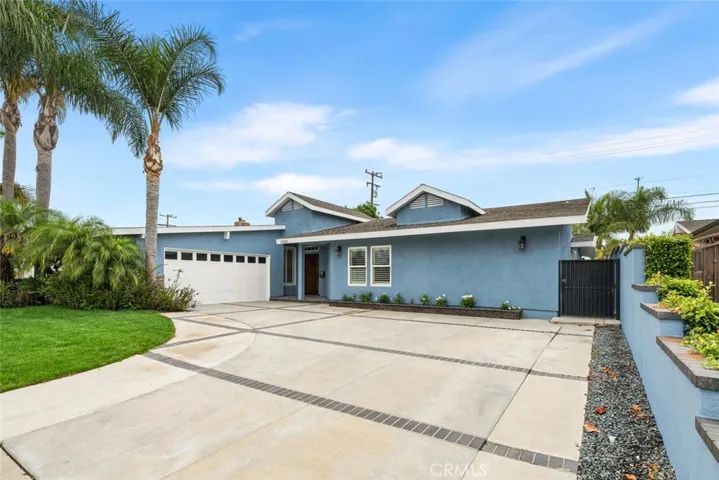 11302 Davenport Road, Los Alamitos, California 90720