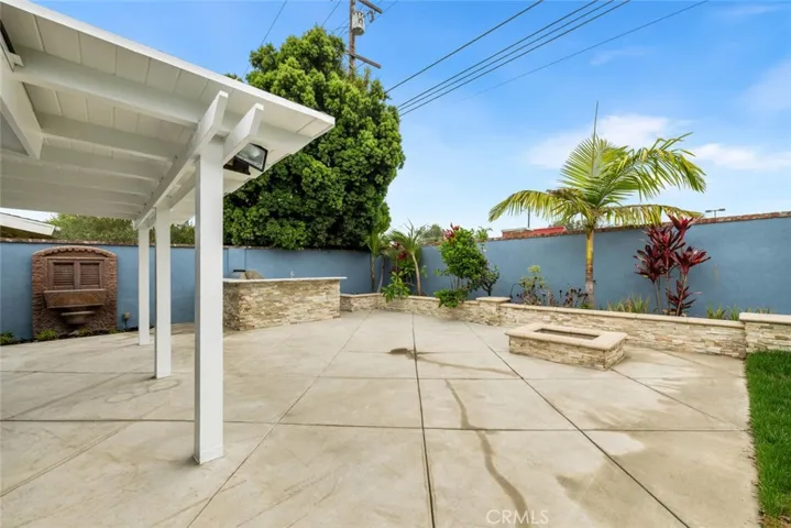 11302 Davenport Road, Los Alamitos, California 90720