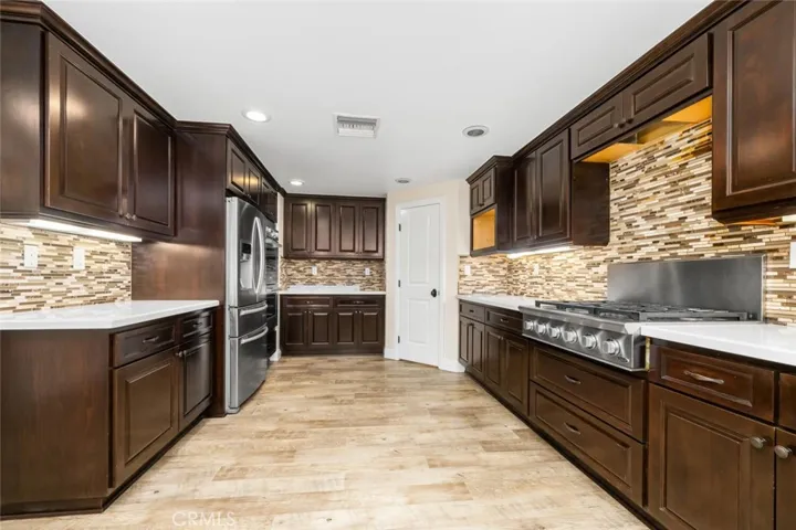 11302 Davenport Road, Los Alamitos, California 90720