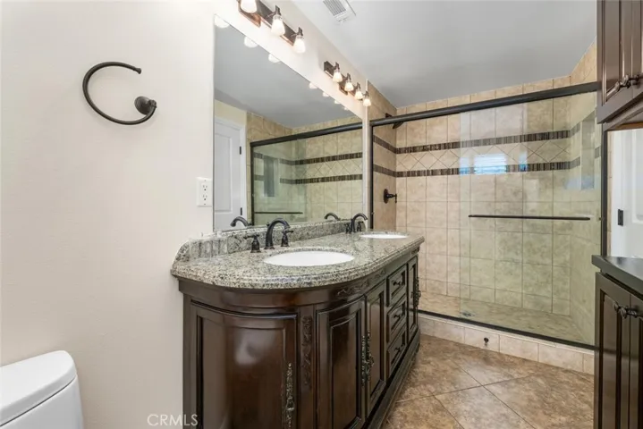 11302 Davenport Road, Los Alamitos, California 90720