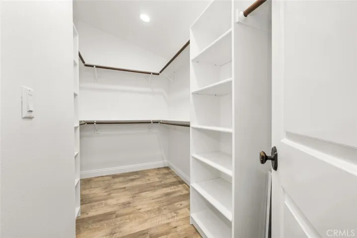 11302 Davenport Road, Los Alamitos, California 90720
