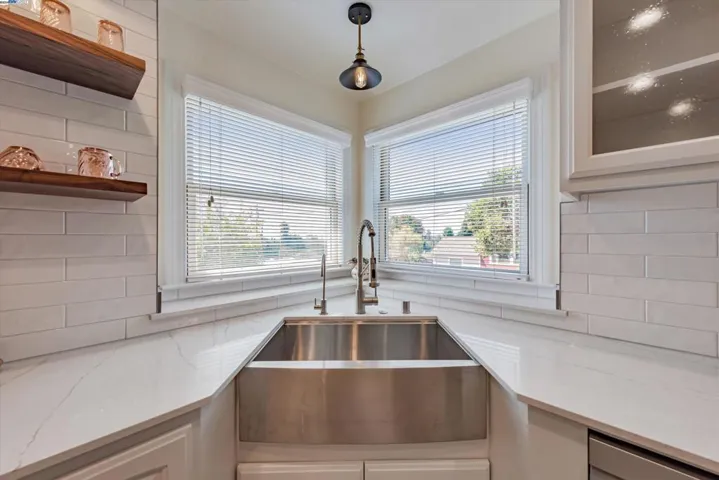 18850 Brickell Way, Castro Valley, California 94546