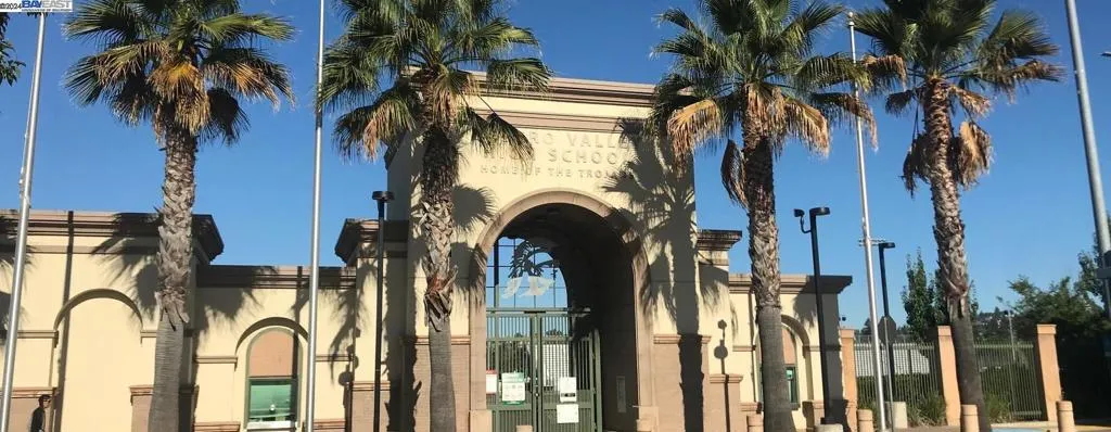 Castro Valley High School