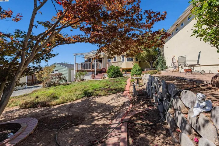18850 Brickell Way, Castro Valley, California 94546