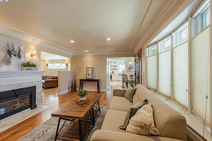 18850 Brickell Way, Castro Valley, California 94546