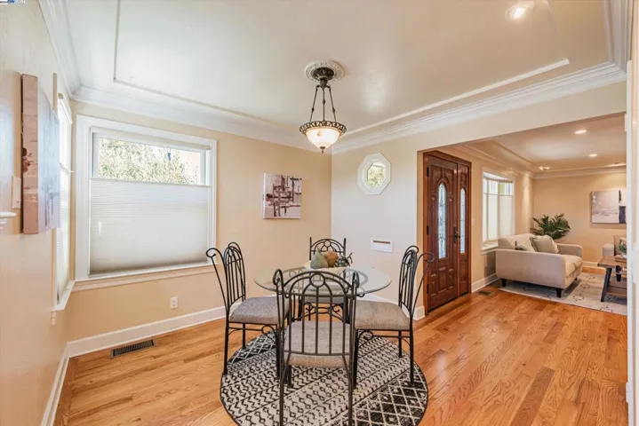 18850 Brickell Way, Castro Valley, California 94546